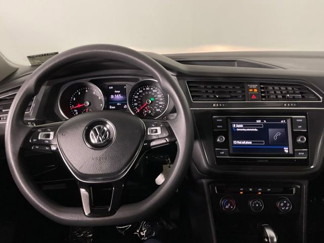 Used 2018 Volkswagen Tiguan S image 17