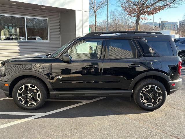 Certified 2022 Ford Bronco Sport Outer Banks image 2