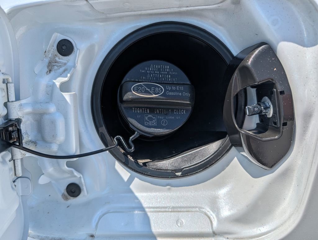 Used 2023 Toyota RAV4 Limited AWD/4WD image 35