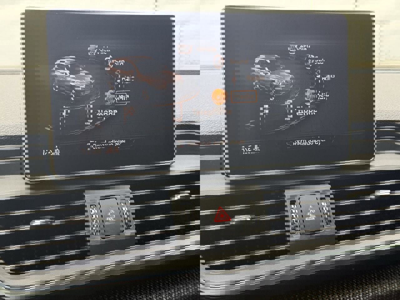 Used 2018 Audi SQ5 Prestige w/ Prestige Package image 18