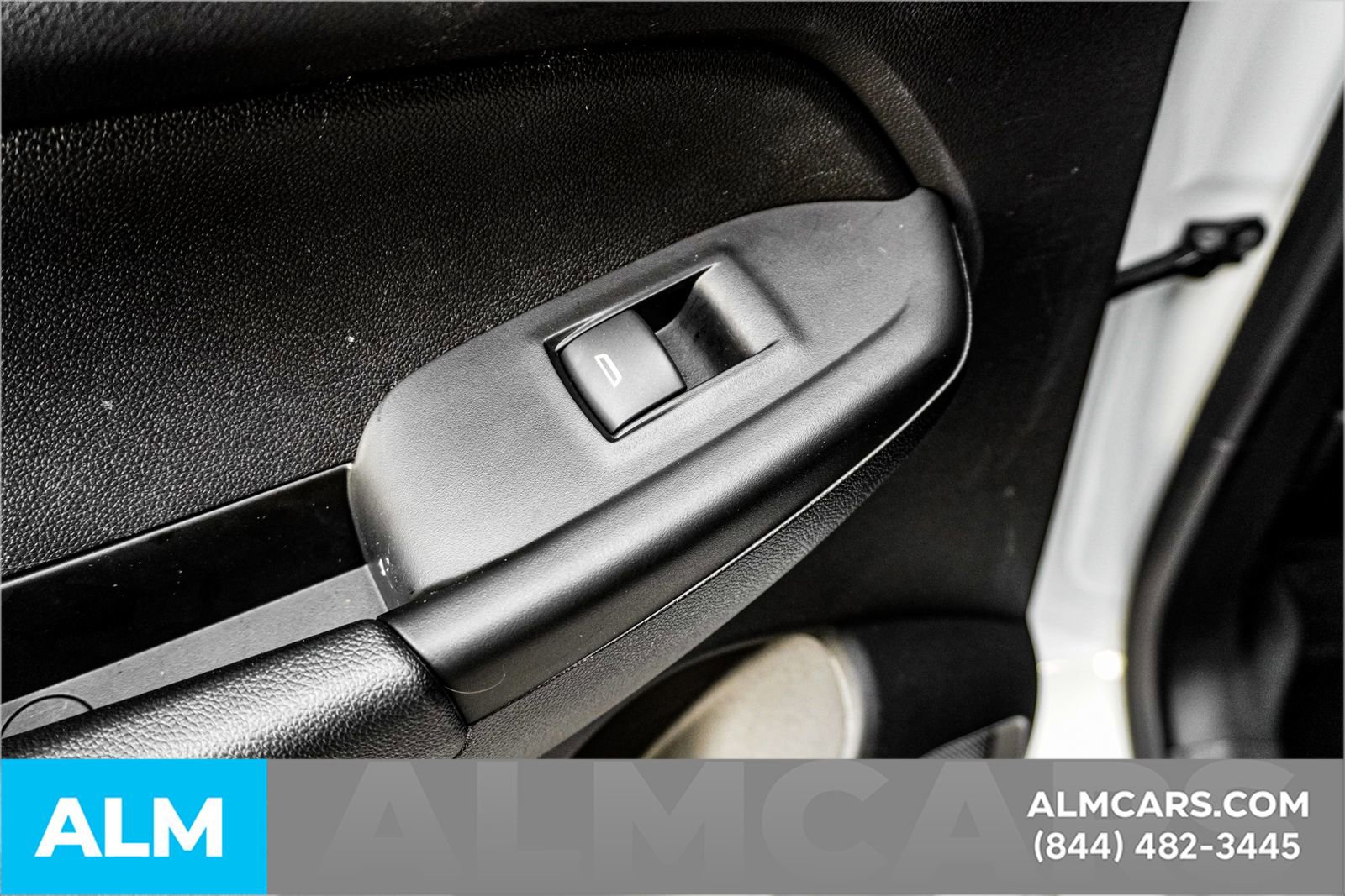 Used 2026 Chevrolet TrailBlazer LT w/ LT Cold Weather Package FWD image 53