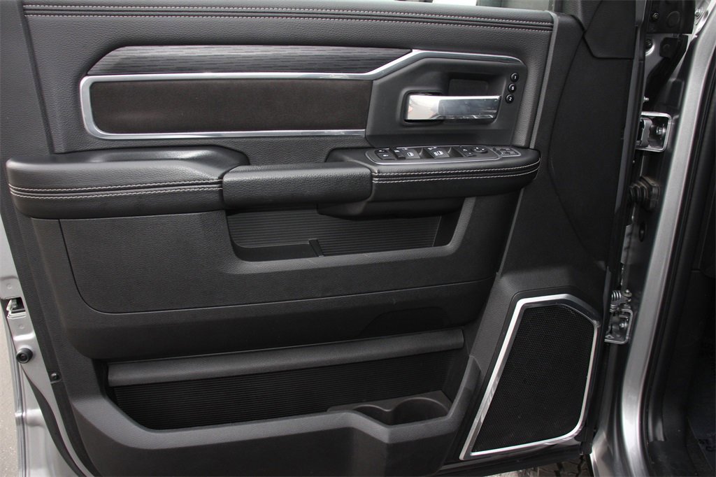 Used 2024 RAM 2500 Laramie w/ Night Edition image 23