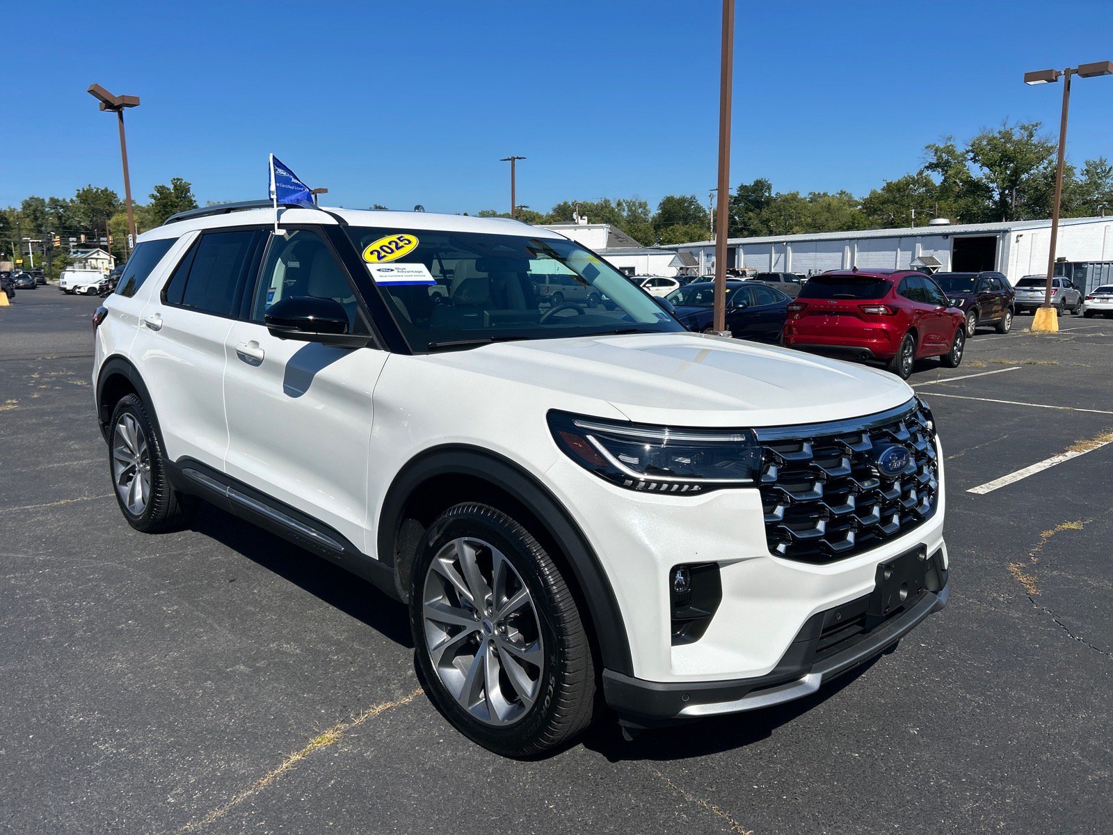 Certified 2025 Ford Explorer Platinum w/ Ultimate Package AWD/4WD image 24