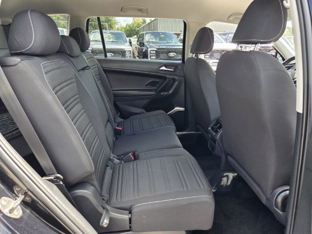 Used 2024 Volkswagen Tiguan S FWD image 17