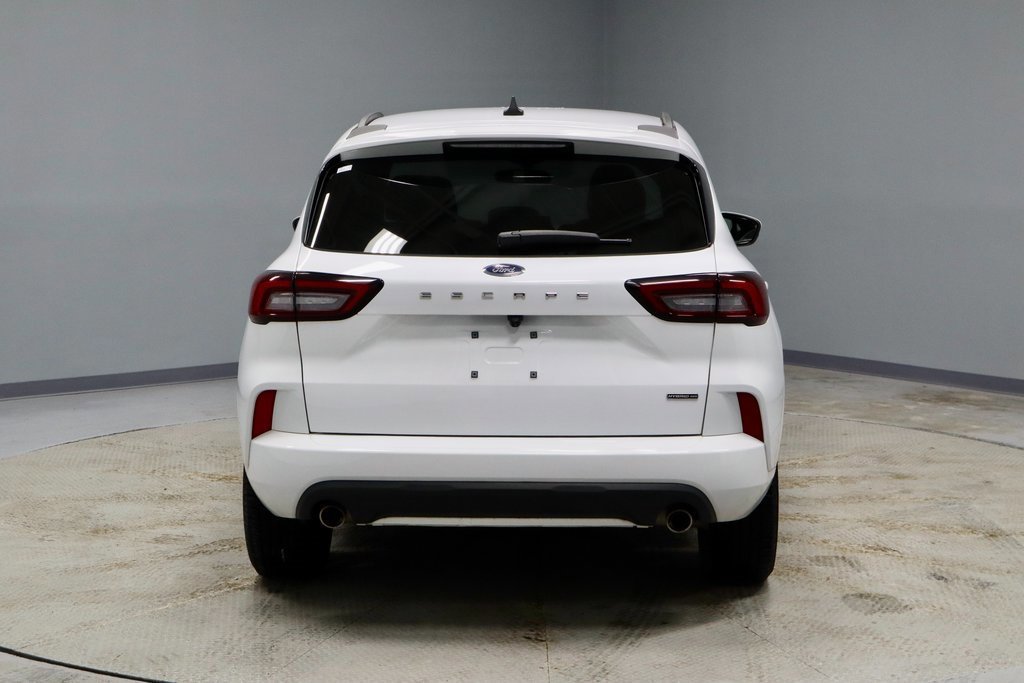 Certified 2023 Ford Escape ST-Line Select image 4