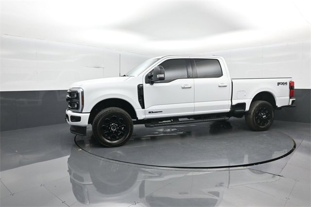 Certified 2024 Ford F350 XLT w/ Black Appearance Package image 4