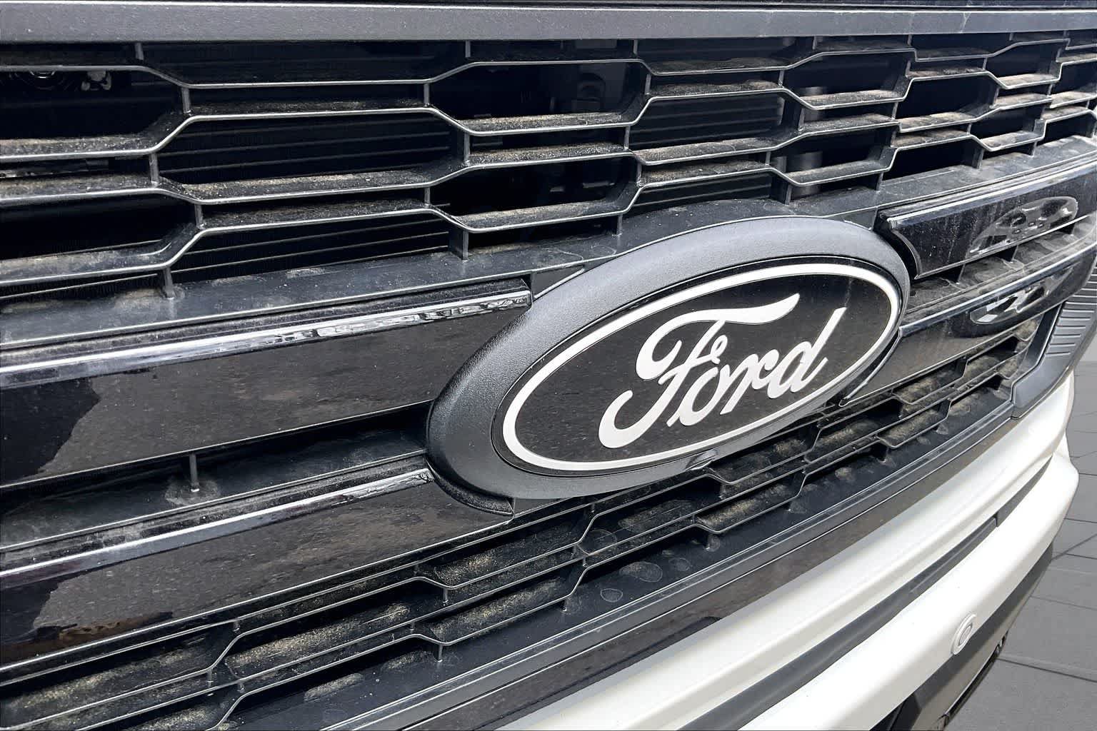 Certified 2025 Ford F150 Lariat w/ Equipment Group 502A High AWD/4WD image 29