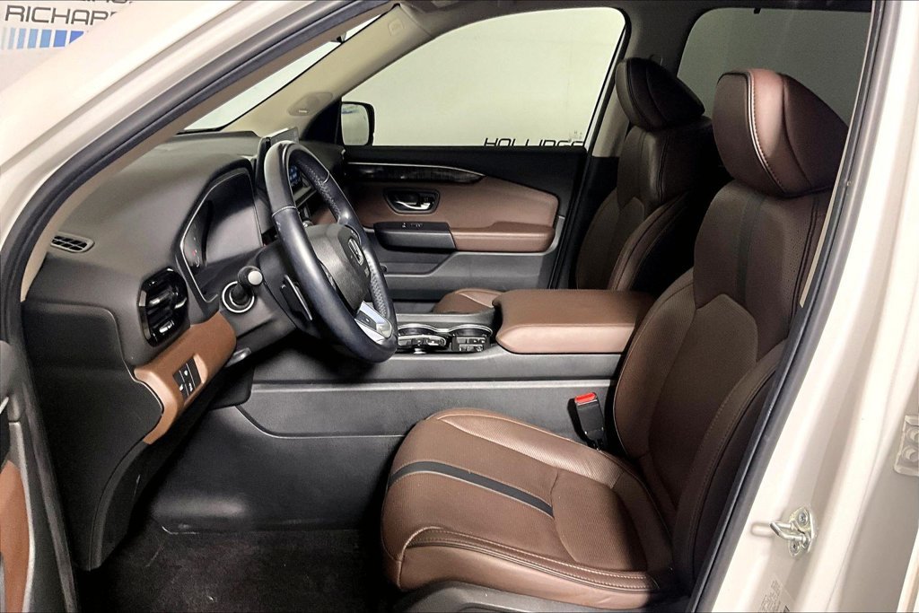 Used 2025 Honda Pilot Elite image 20