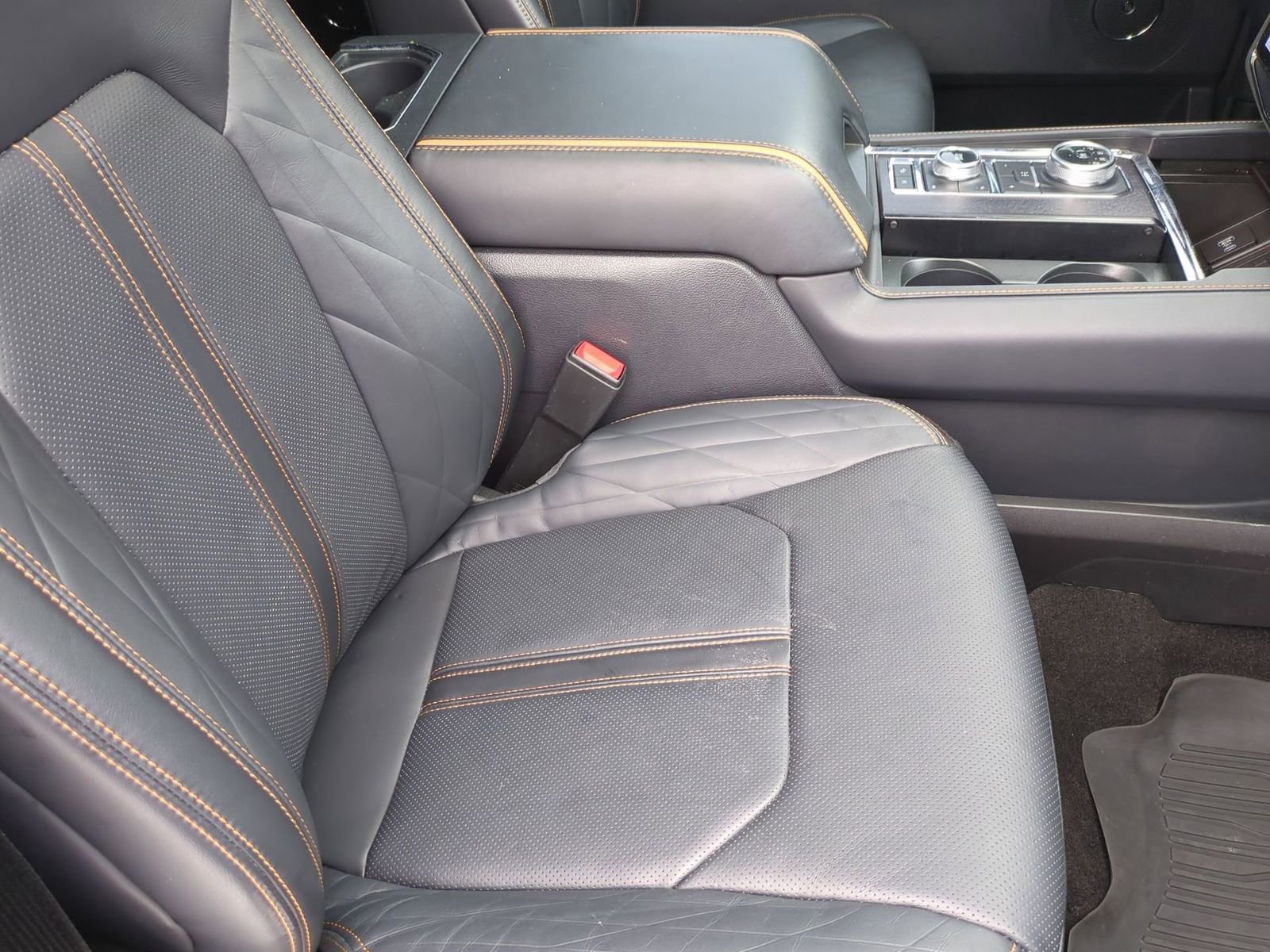 Certified 2023 Ford Expedition Max Platinum image 30