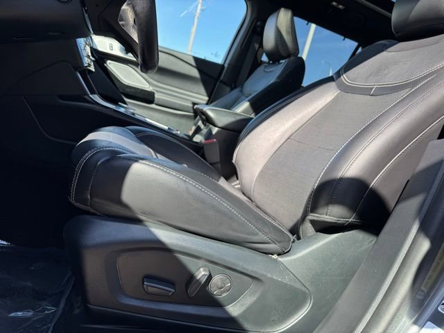 Certified 2022 Ford Explorer ST w/ Equipment Group 401A AWD/4WD image 8