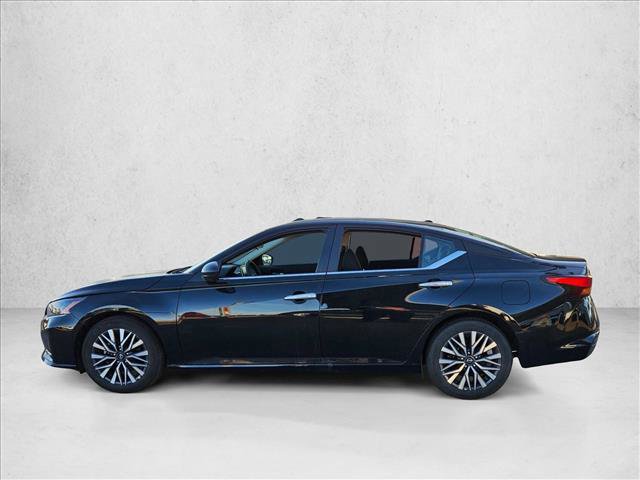 Used 2025 Nissan Altima 2.5 SV image 6