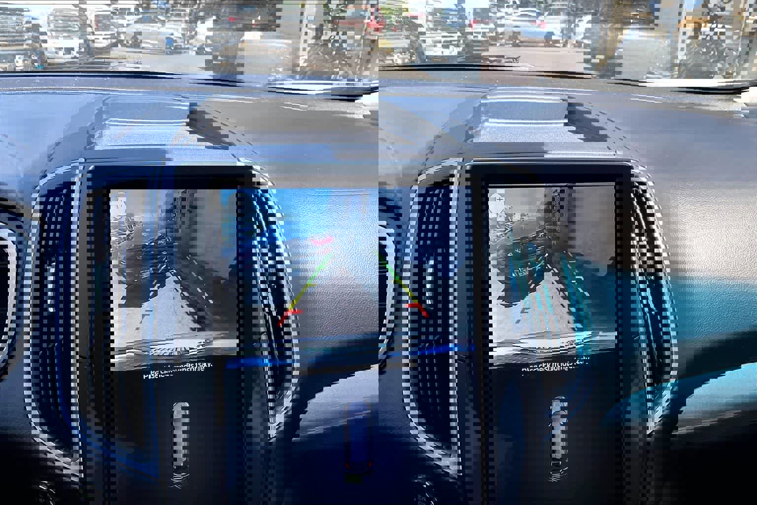 Certified 2021 Ford Edge SE FWD image 26