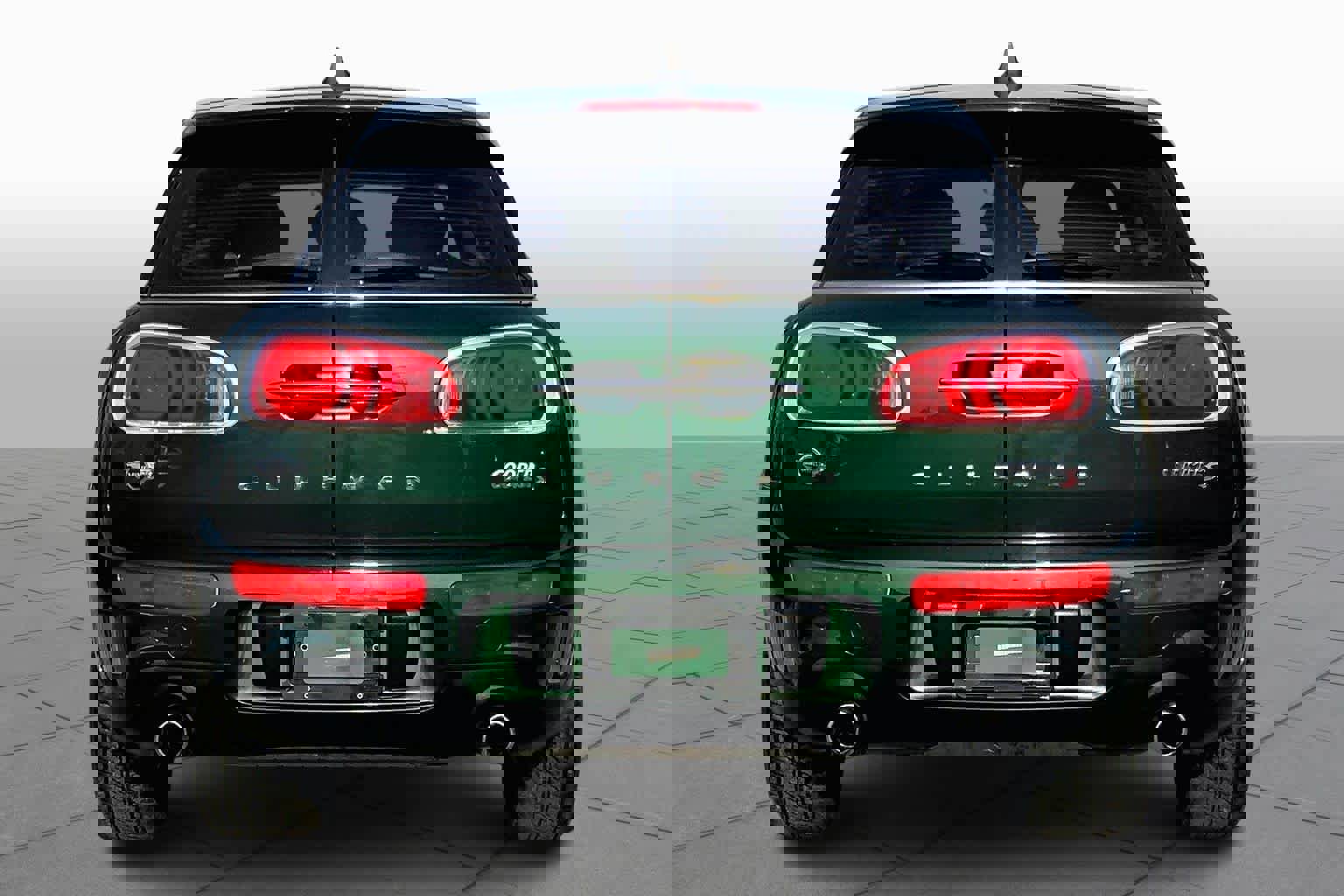 Used 2017 MINI Cooper Clubman S image 3