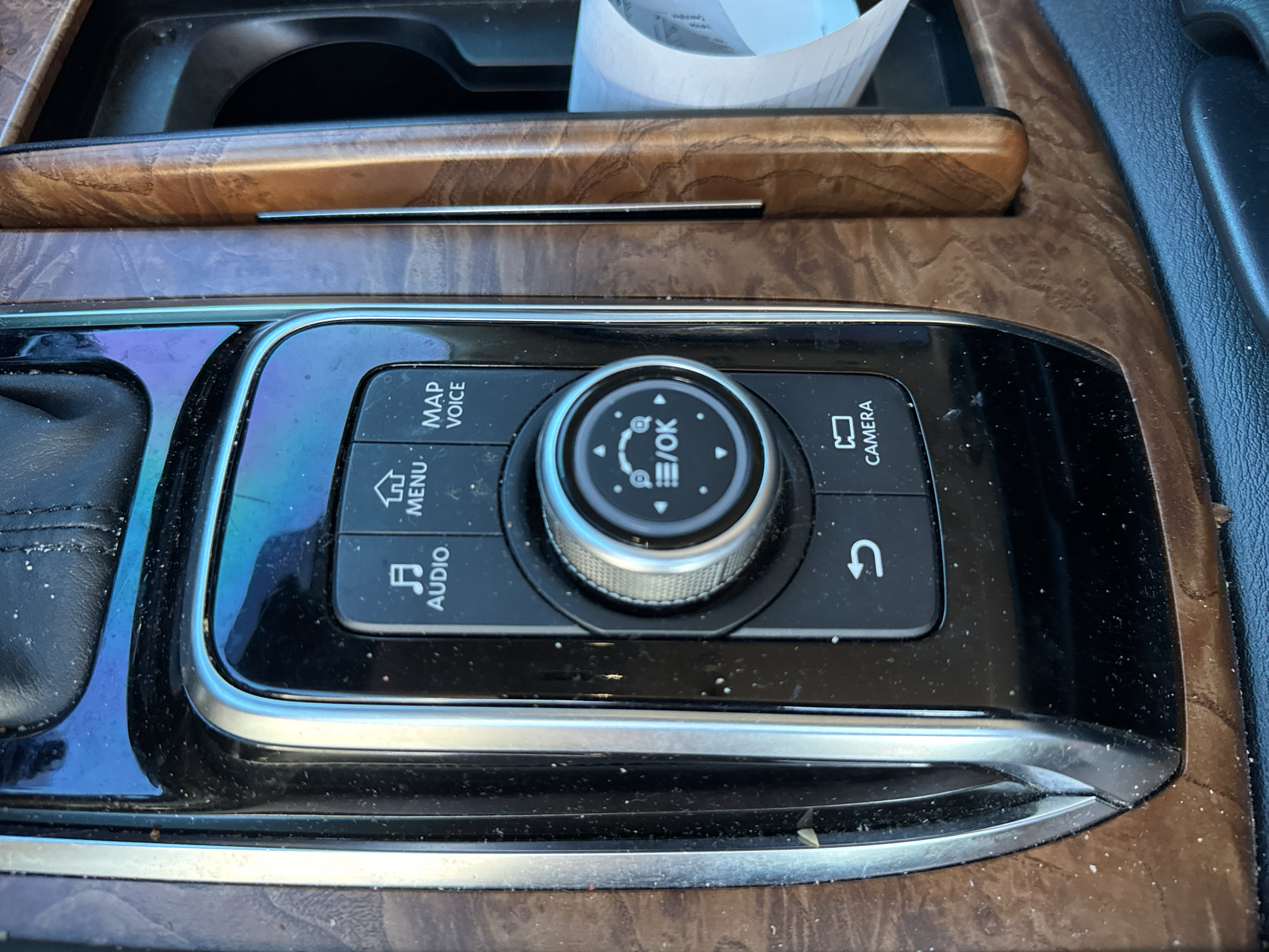 Used 2023 Nissan Armada SL w/ Cargo Package RWD image 30