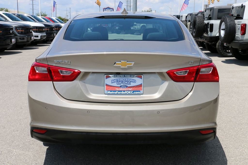 Used 2025 Chevrolet Malibu LT FWD image 6