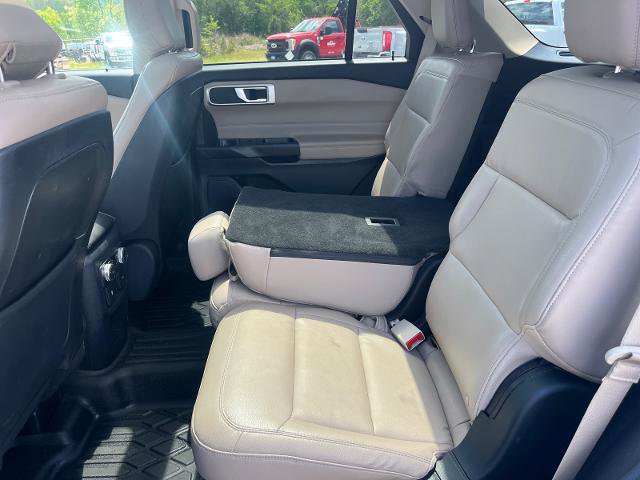 Certified 2020 Ford Explorer XLT w/ Equipment Group 202A AWD/4WD image 18