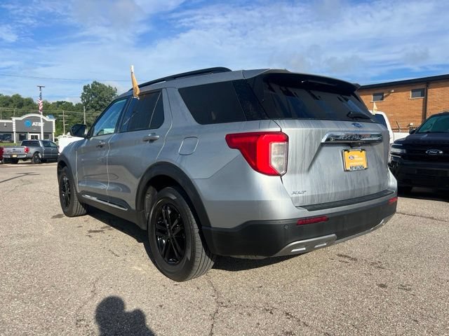 Certified 2023 Ford Explorer XLT w/ Equipment Group 202A AWD/4WD image 5
