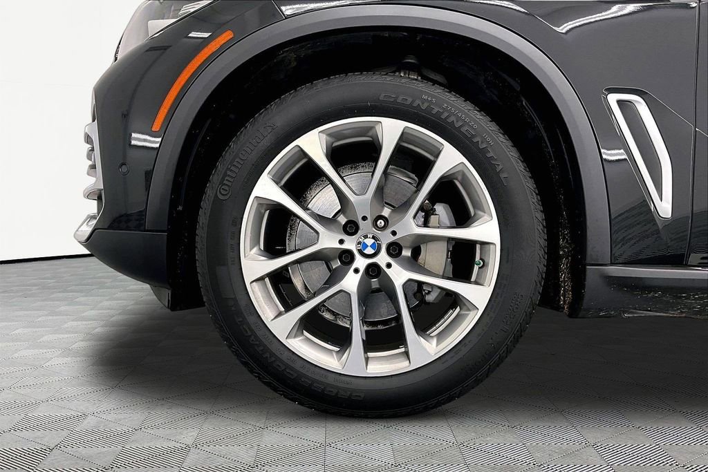 Used 2023 BMW X5 xDrive40i AWD/4WD image 9