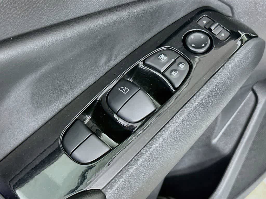 Used 2024 Nissan Altima 2.5 SR FWD image 27