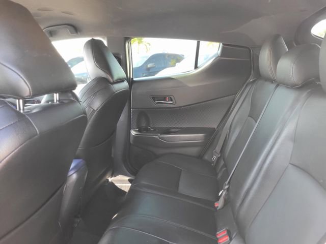 Used 2020 Toyota C-HR XLE image 10