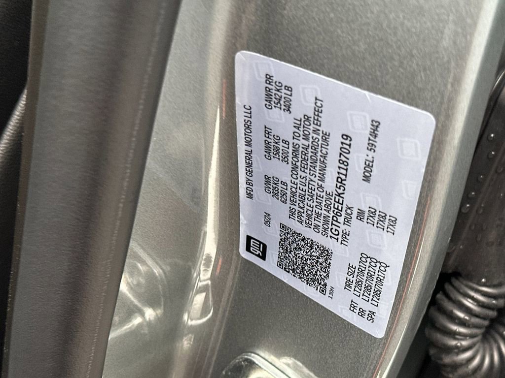 Used 2024 GMC Canyon AT4X image 26