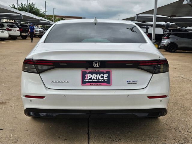 Used 2023 Honda Accord Touring image 6