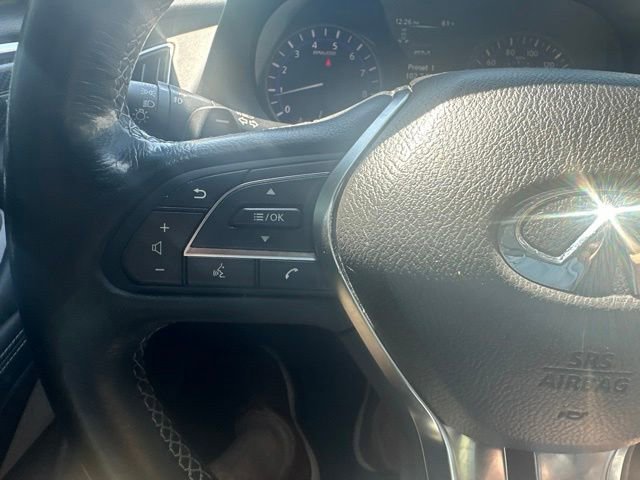 Used 2017 INFINITI Q60 Red Sport 400 RWD image 14