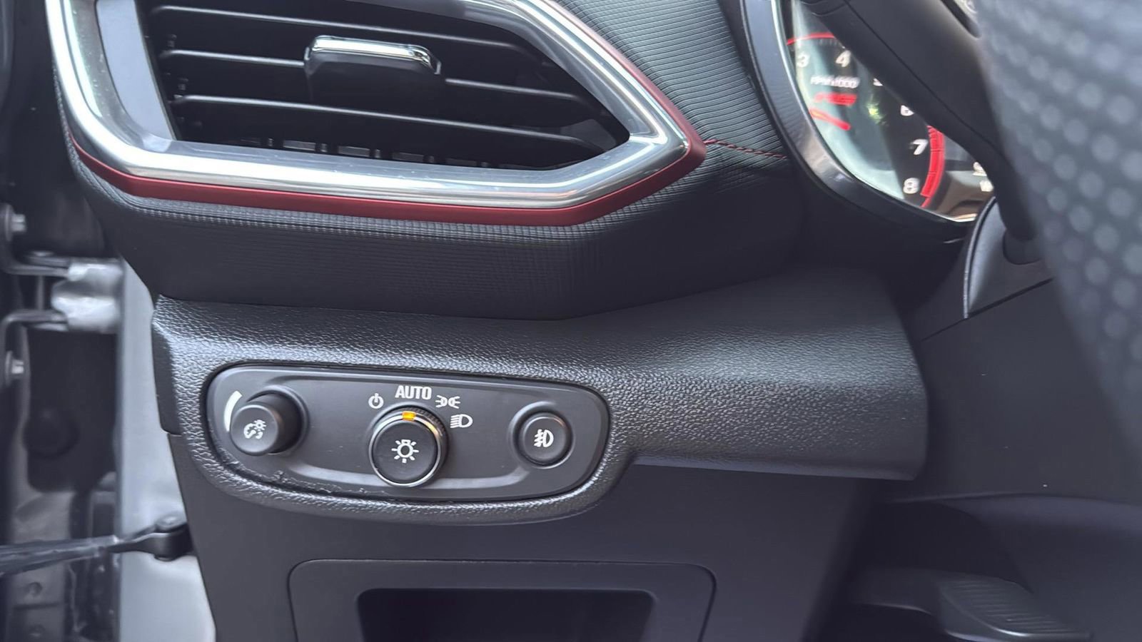 Used 2023 Chevrolet TrailBlazer RS image 18