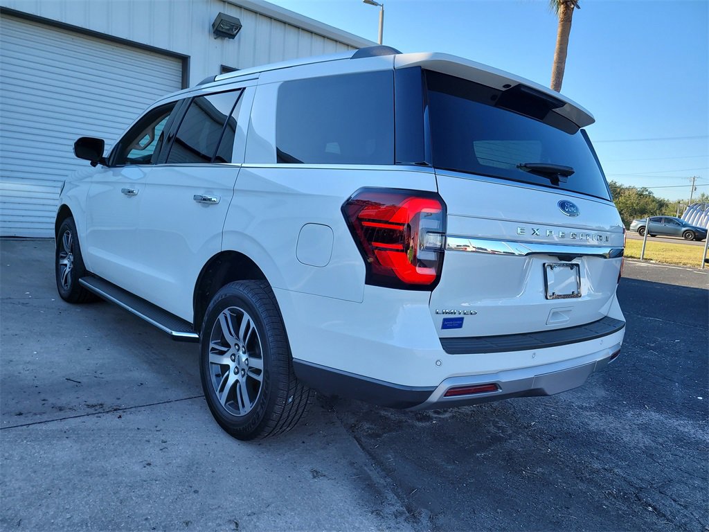 Certified 2023 Ford Expedition Limited image 3