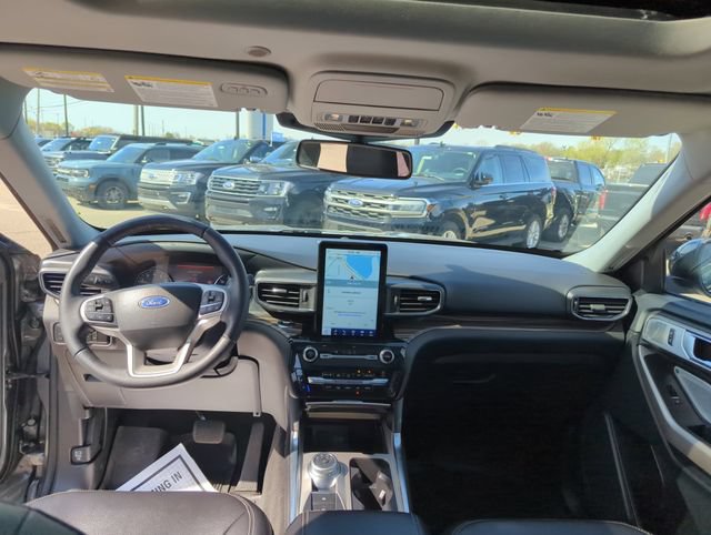 Certified 2023 Ford Explorer Limited w/ Limited Technology Package AWD/4WD image 42