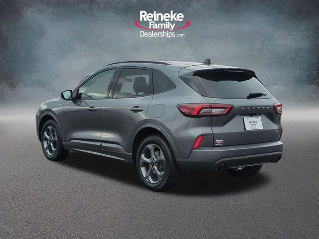 Certified 2023 Ford Escape ST-Line w/ Tech Pack #1 image 4