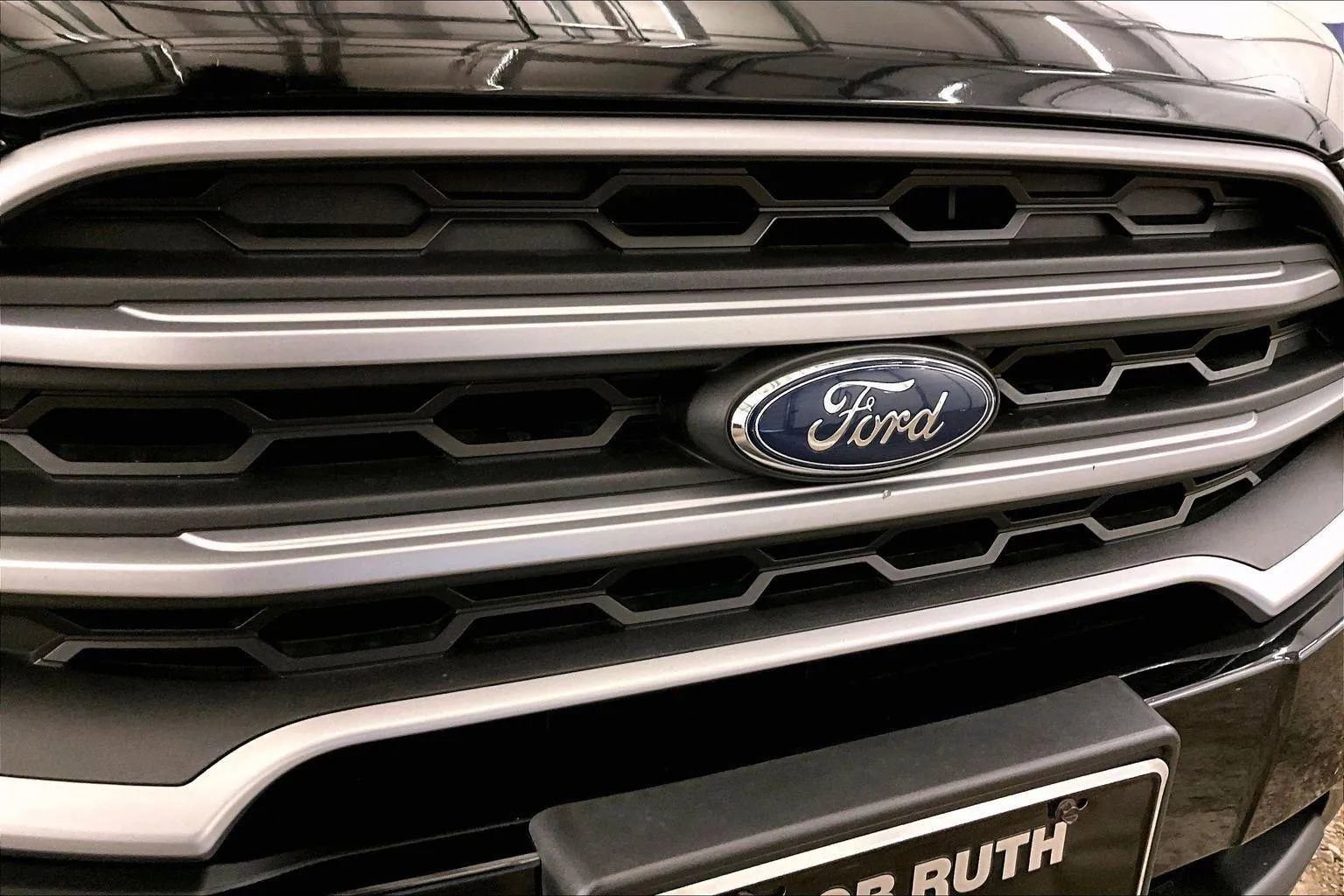 Certified 2019 Ford EcoSport SE w/ SE Convenience Package image 29