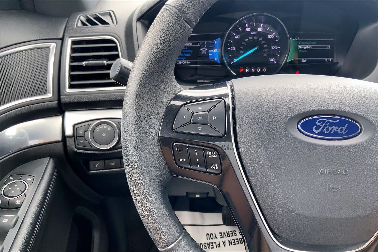 Certified 2018 Ford Explorer Limited w/ Equipment Group 301A FWD image 24