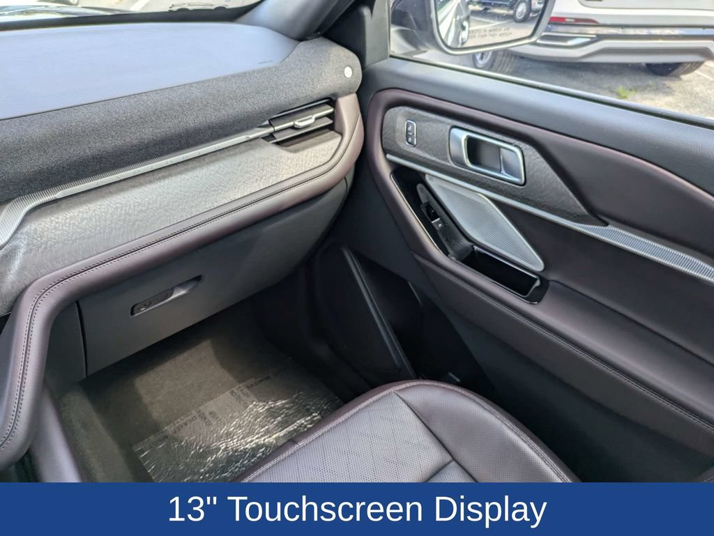 Certified 2026 Ford Explorer Platinum RWD image 19