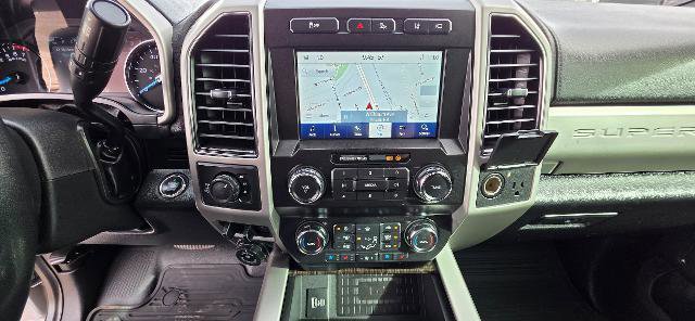Certified 2021 Ford F350 Lariat w/ Tremor Off-Road Package AWD/4WD image 11
