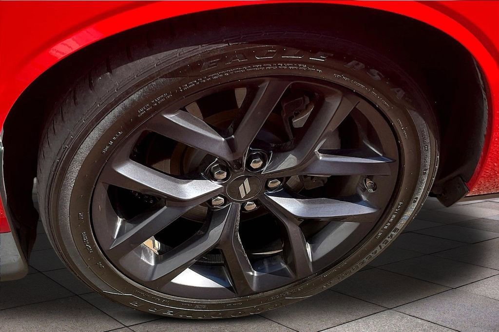Used 2022 Dodge Challenger R/T w/ Blacktop Package RWD image 9