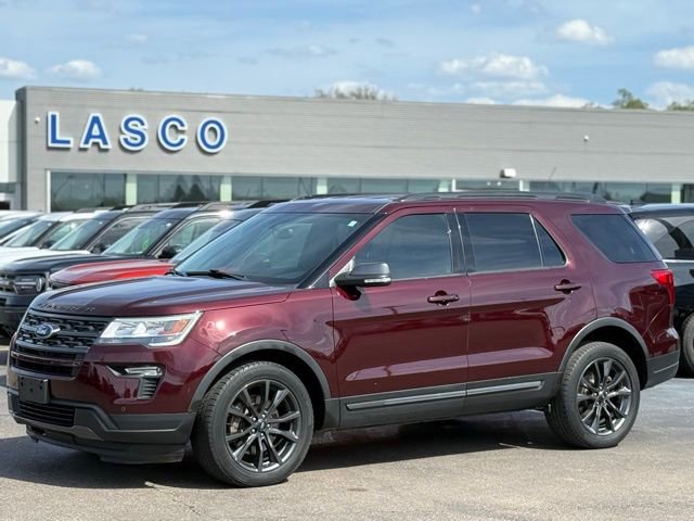 Certified 2018 Ford Explorer XLT w/ XLT Appearance Package