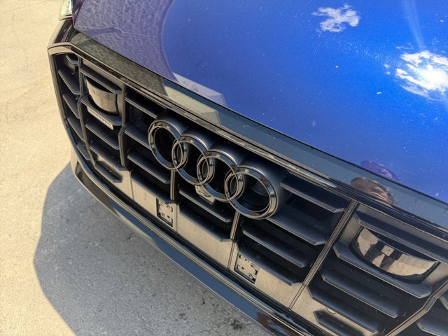 Used 2021 Audi Q8 Prestige w/ Prestige Package AWD/4WD image 24