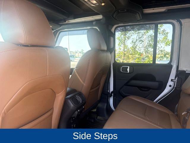 Used 2023 Jeep Wrangler Unlimited Sahara w/ Cold Weather Group AWD/4WD image 10