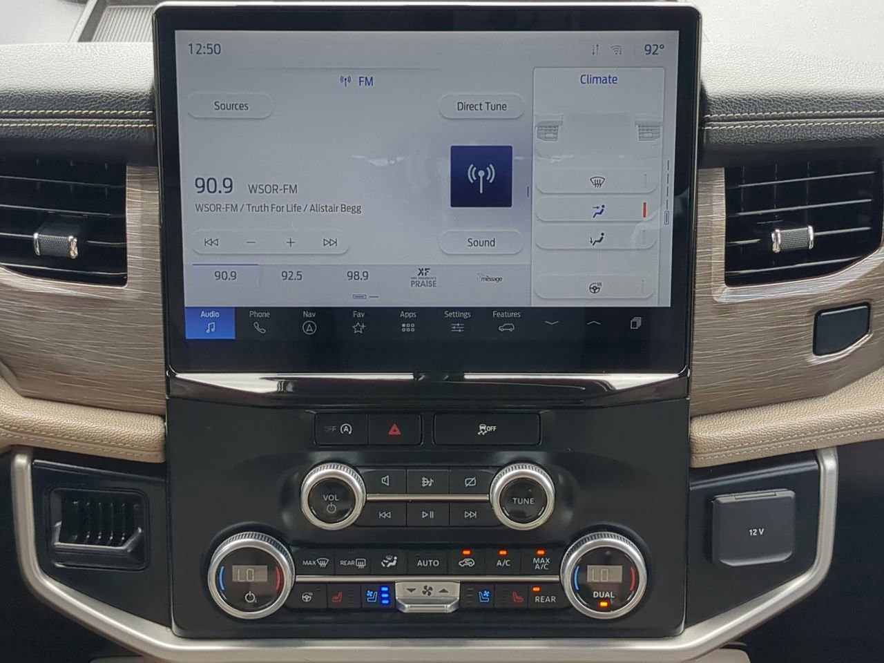 Certified 2024 Ford Expedition Limited image 18