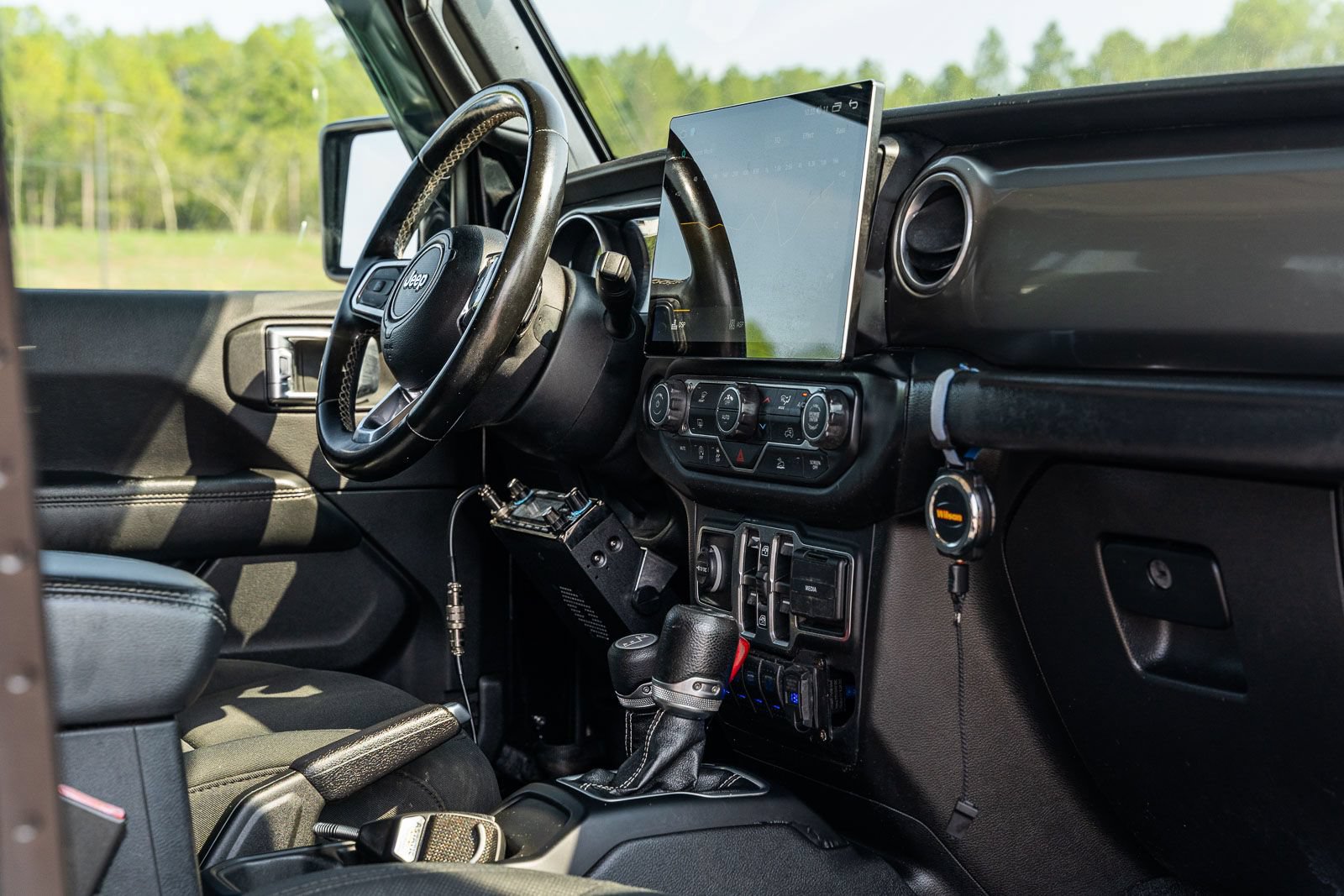 Used 2021 Jeep Wrangler Unlimited Sahara AWD/4WD image 12