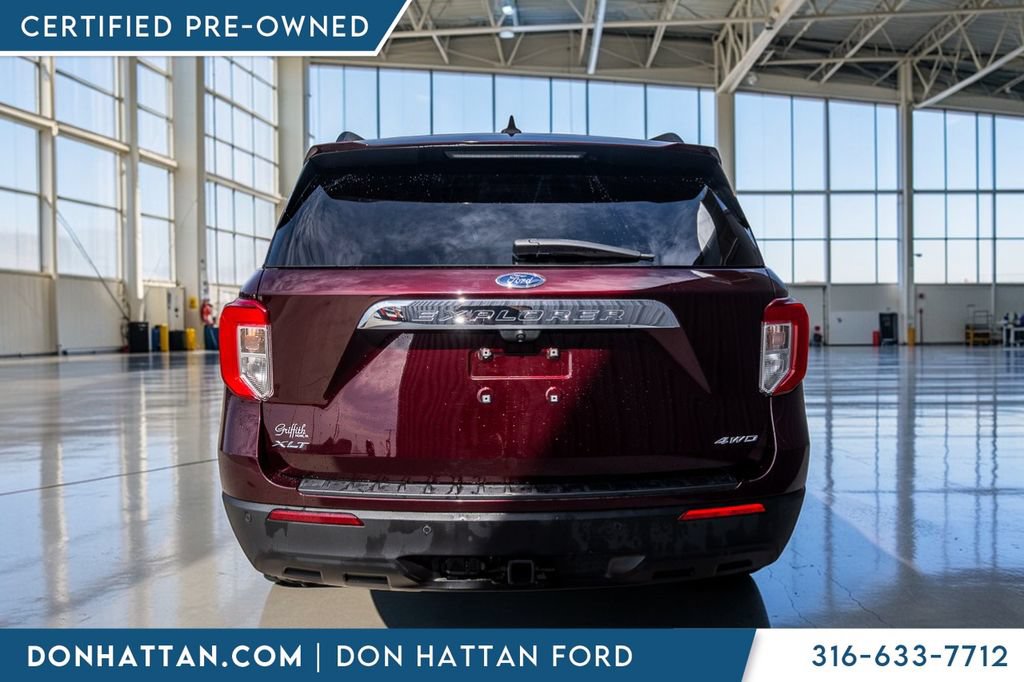Certified 2022 Ford Explorer XLT w/ Class IV Trailer Tow Package AWD/4WD image 33