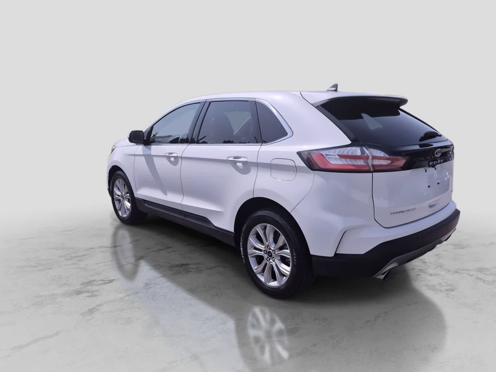 Certified 2024 Ford Edge Titanium AWD/4WD image 6