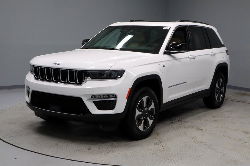 Used 2024 Jeep Grand Cherokee Limited 4xe image 7