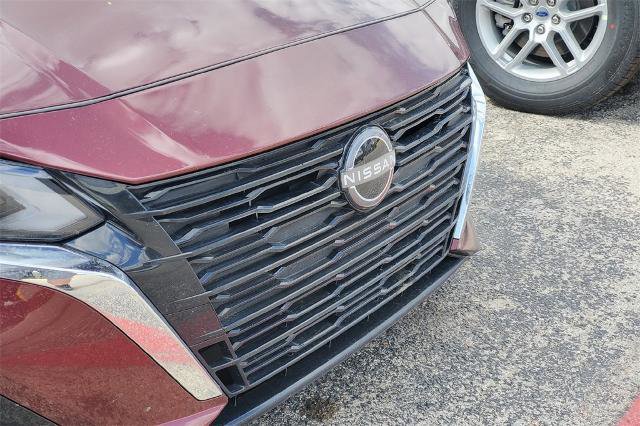 Used 2025 Nissan Altima 2.5 SV image 3