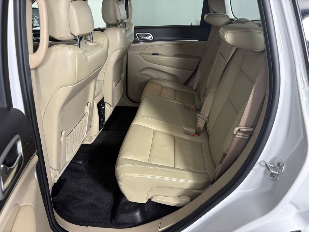 Used 2019 Jeep Grand Cherokee Limited AWD/4WD image 27