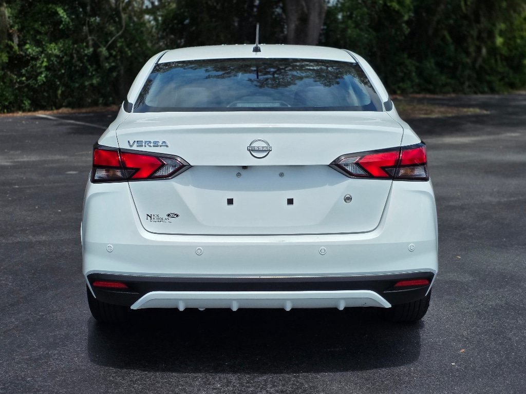 Used 2025 Nissan Versa S FWD image 14