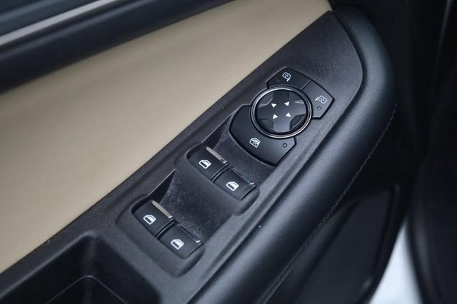 Certified 2024 Ford Edge SEL AWD/4WD image 11