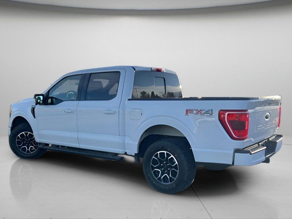 Certified 2021 Ford F150 XLT w/ Equipment Group 302A High image 10