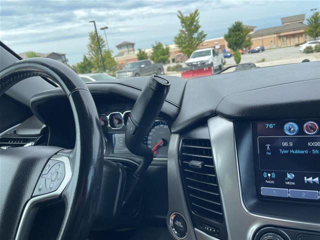 Used 2020 Chevrolet Suburban LT AWD/4WD image 35